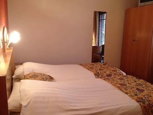 Montana Hotel De Panne